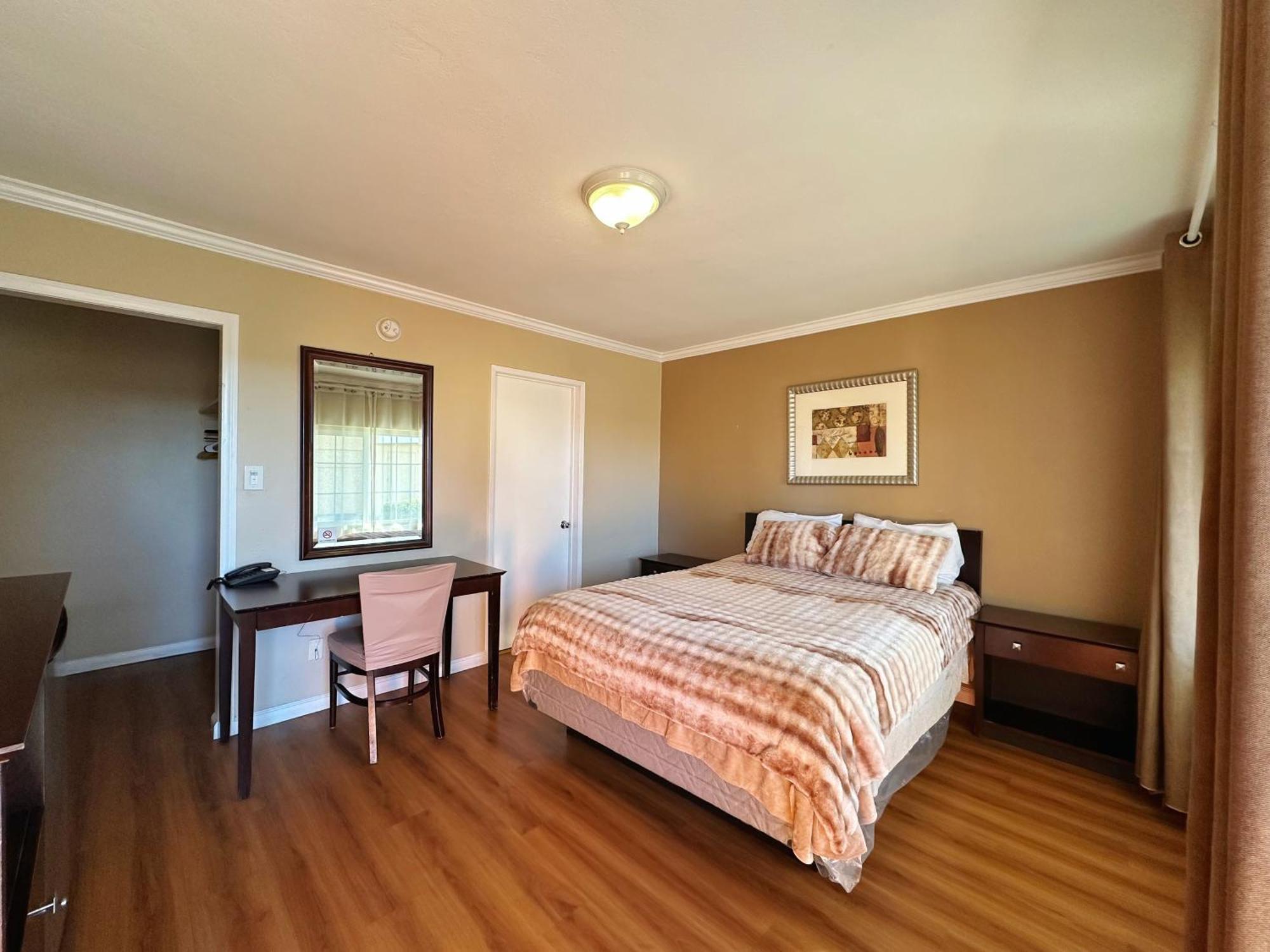 Royal Inn And Suites Hemet Kültér fotó