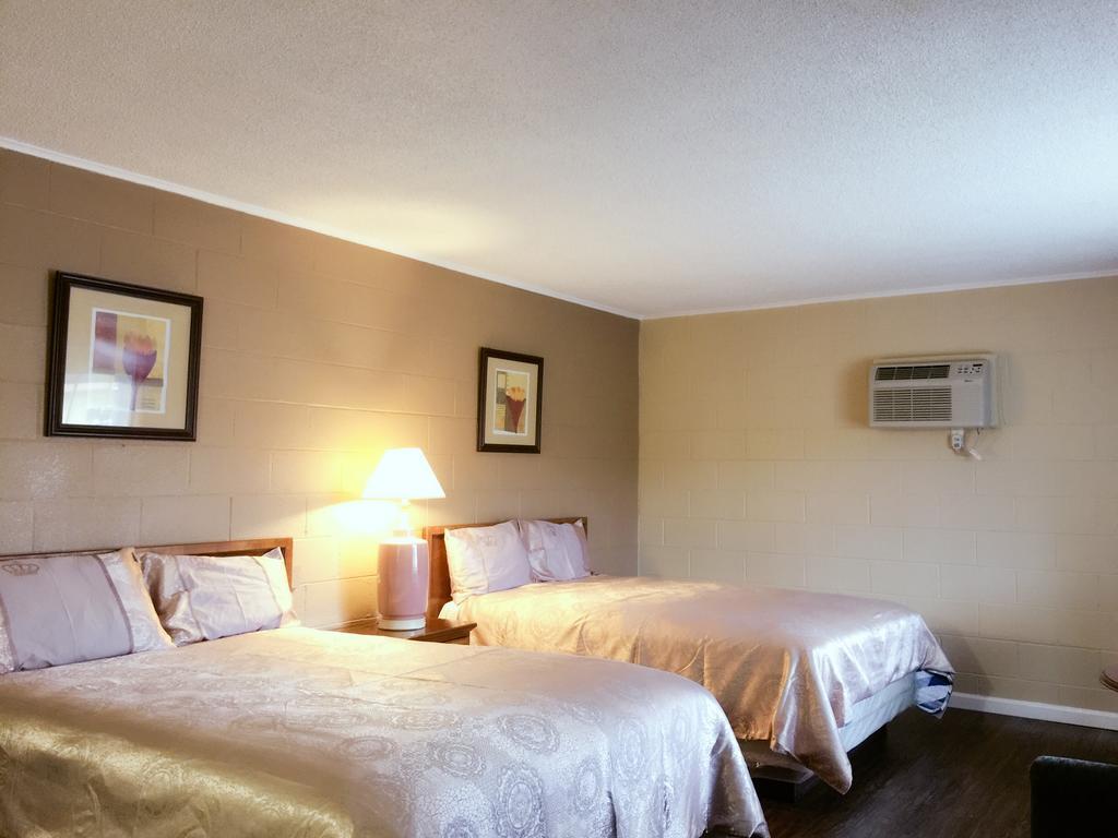 Royal Inn And Suites Hemet Kültér fotó