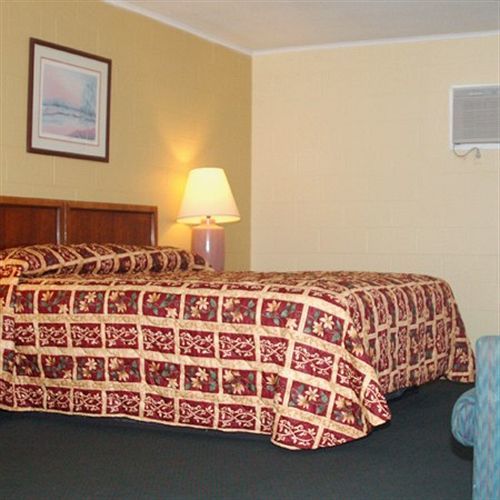 Royal Inn And Suites Hemet Szoba fotó
